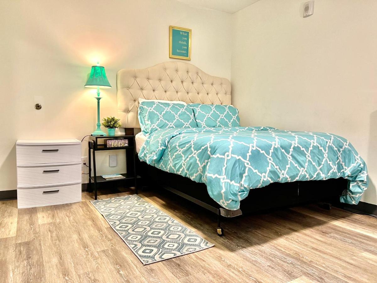 Private Room With Shared Bathroom On The 1St Floor 10 Minutes Walk To University Of Washington Seattle Exterior photo