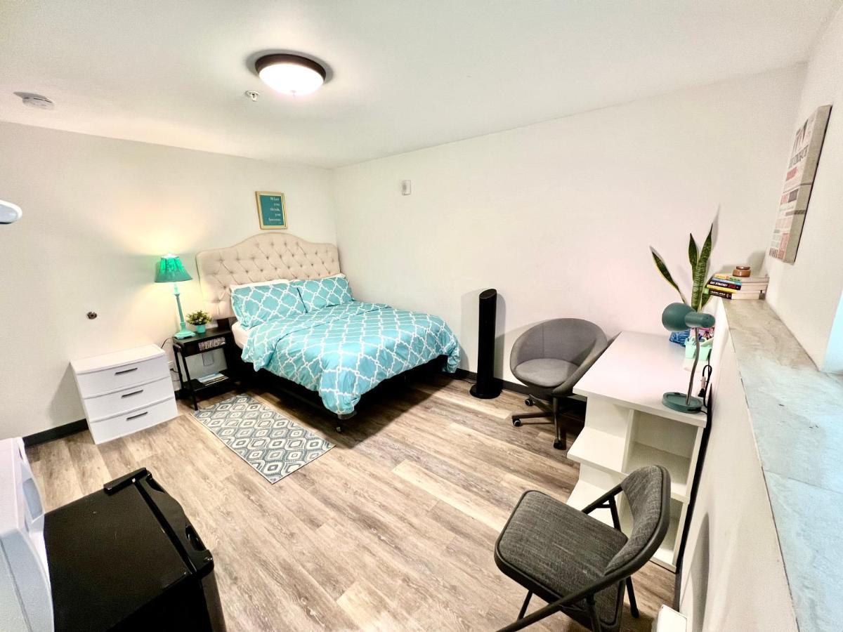 Private Room With Shared Bathroom On The 1St Floor 10 Minutes Walk To University Of Washington Seattle Exterior photo